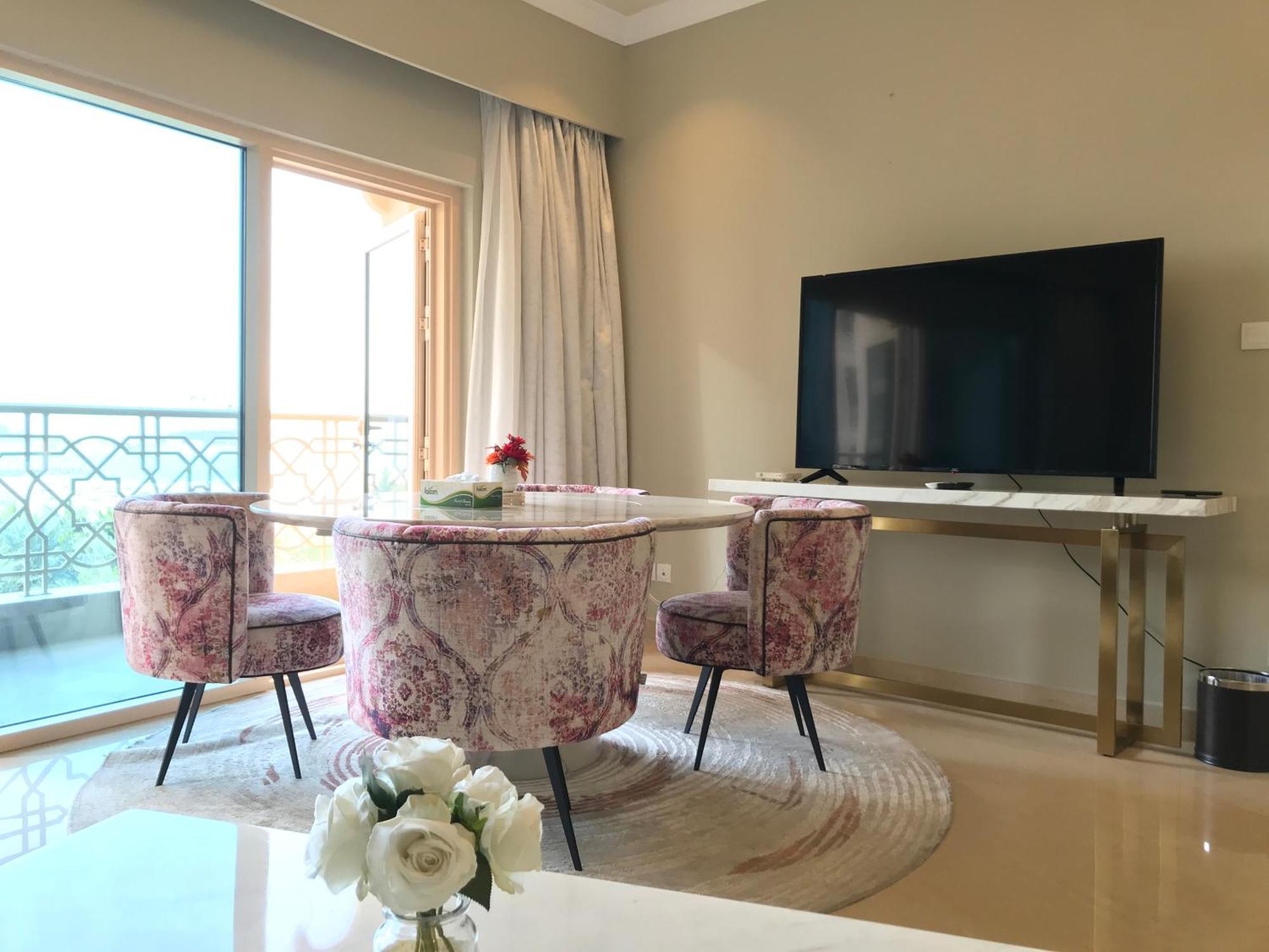 Private Suites Al Hamra Palace At Golf & Sea Resort Rás al-Chajma Pokoj fotografie